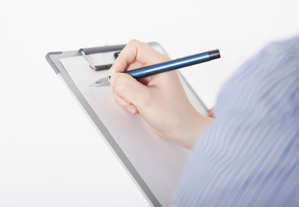 当日に必要な持ち物を確認して、来院・受付